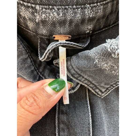 Free People Moonchild distressed‎ Shirt Jacket denim jean Black oversized Sz XS - Picture 8 of 9
